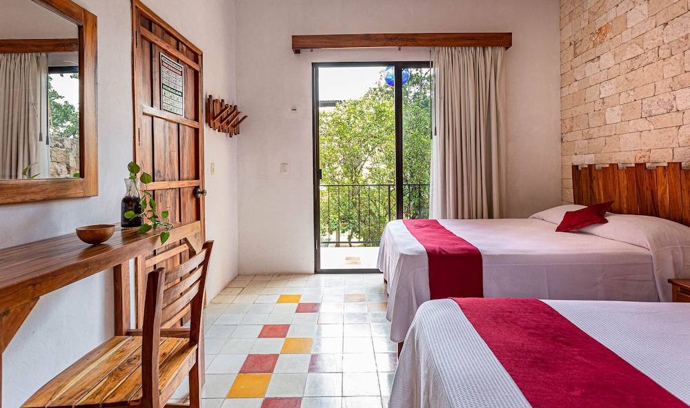Superior Room, 2 Double Beds photo 3