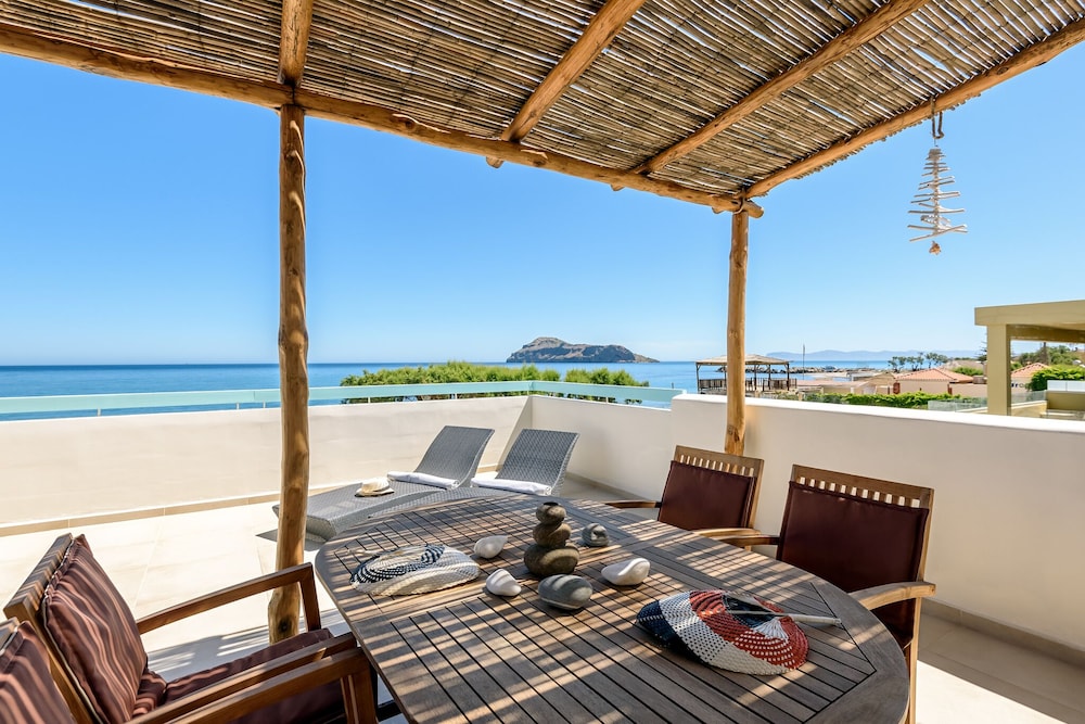 Apartment, 2 Bedrooms, Terrace, Sea View photo 1