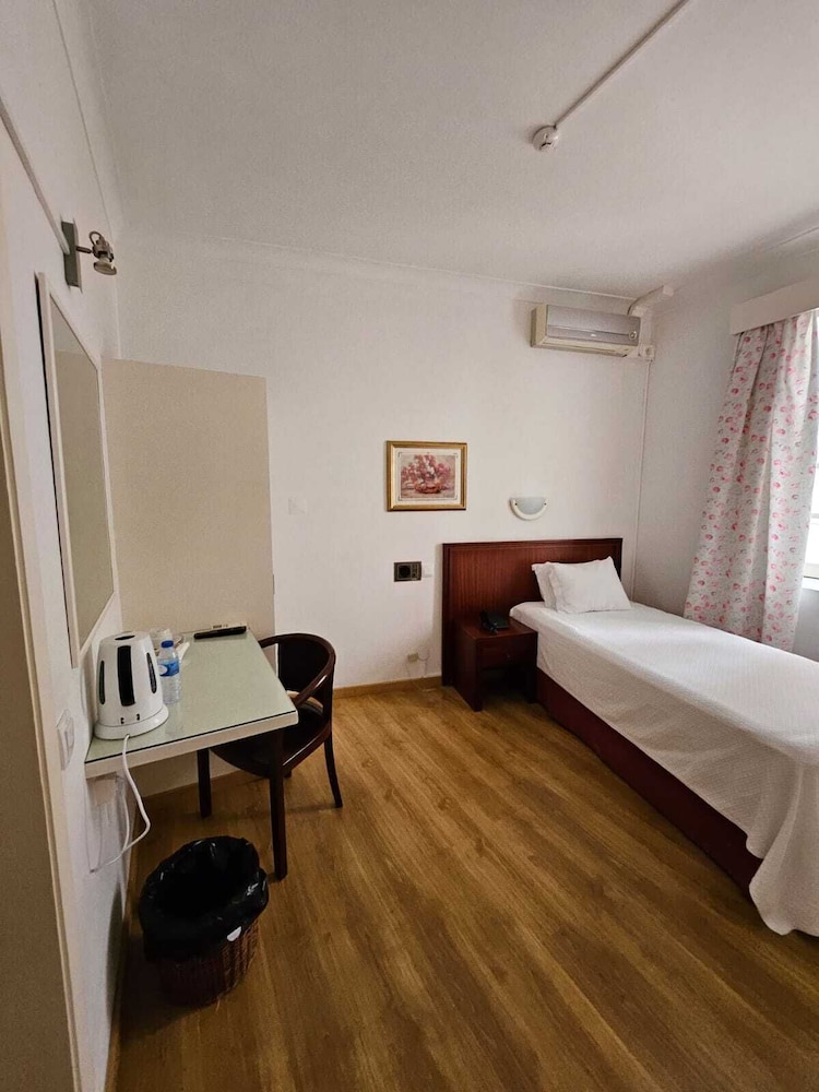 Basic Room