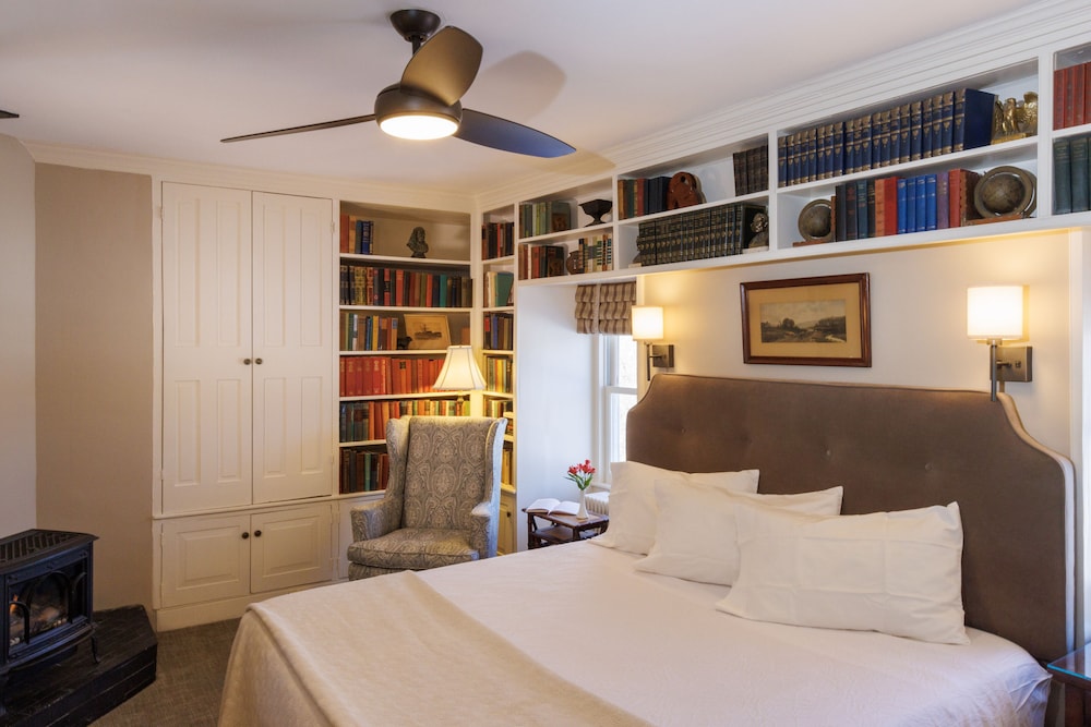 Luxury Room, 1 Bedroom, Fireplace, Garden View