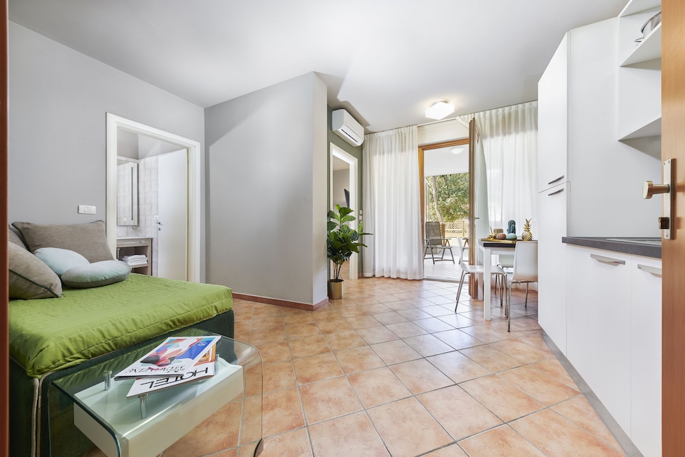 Apartment, 1 Bedroom, Ground Floor - Photo 6