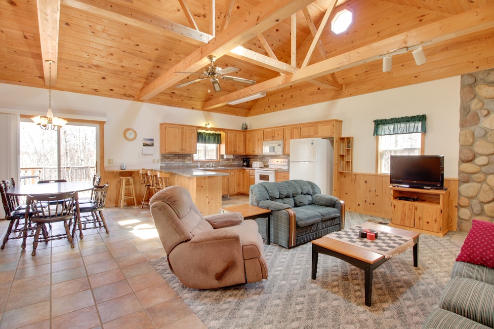 House (2 Bedrooms) photo 1