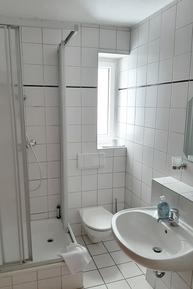 Standard Double Room, 2 Twin Beds photo 2