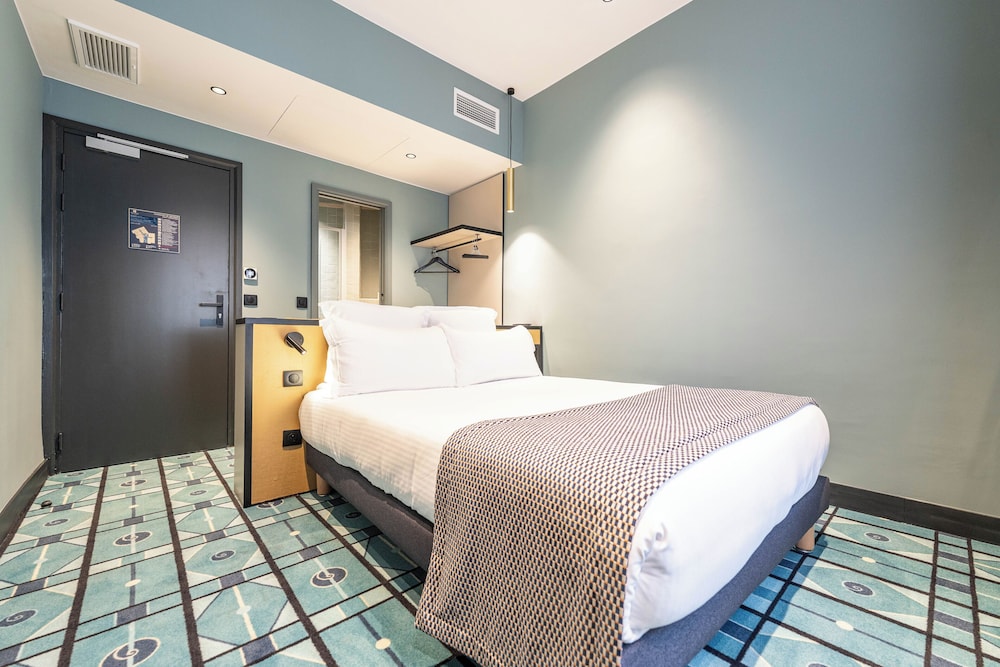 Classic Double Room - Photo 9