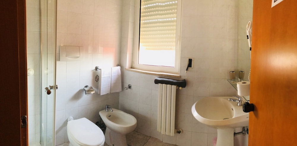 Double Or Twin Room photo 2