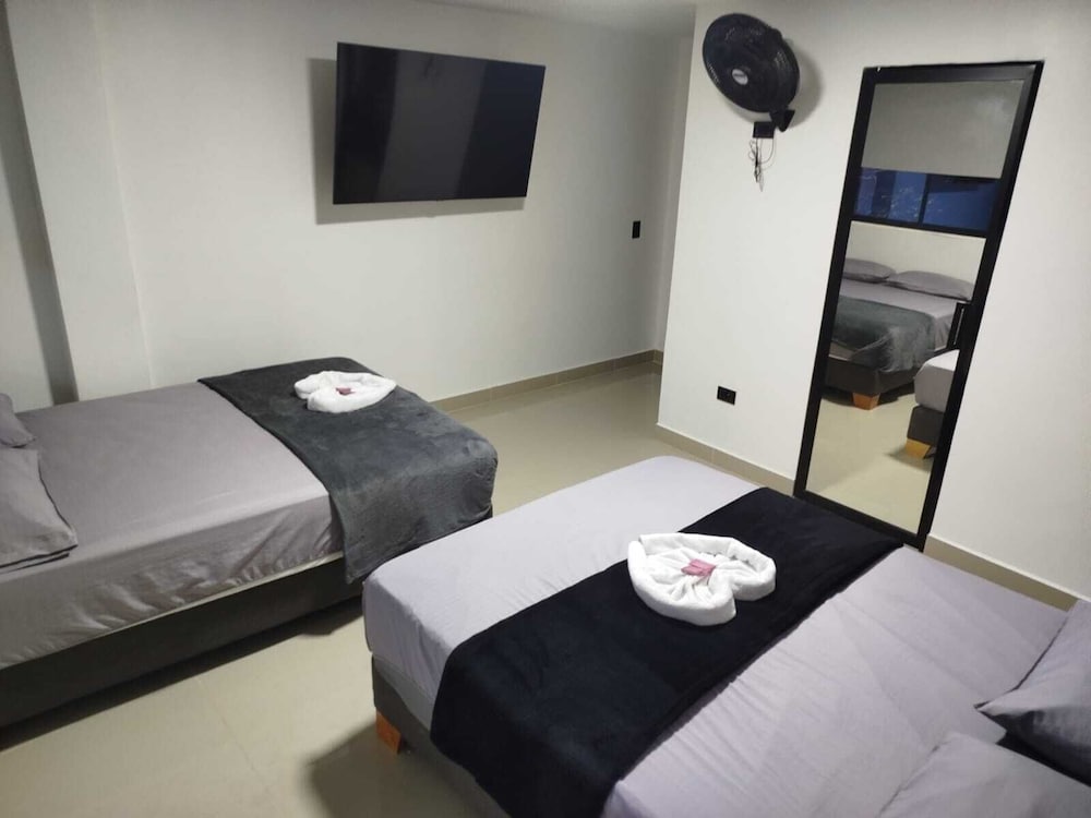 Standard Room, 2 Double Beds