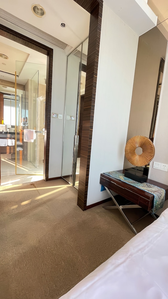 Luxury Suite photo 1