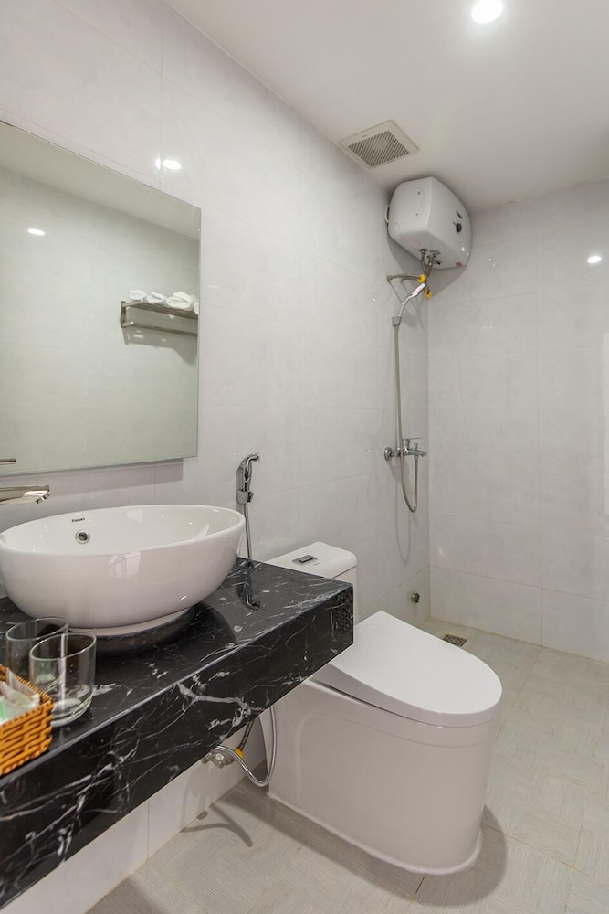 Family Apartment - Photo 8