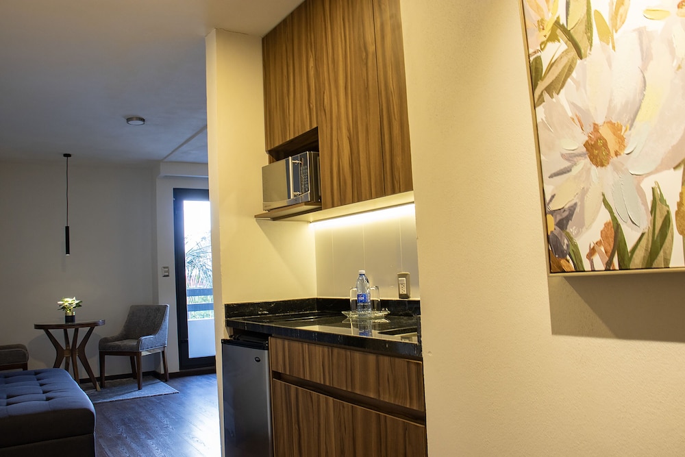 Junior Studio Suite, City View photo 1