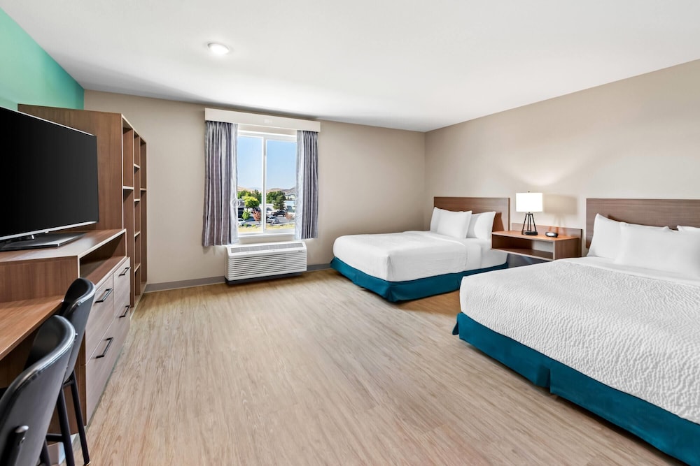 Room, 2 Queen Beds, Mobility Accessible, Non Smoking (Bathtub W/grab Bars) photo 2