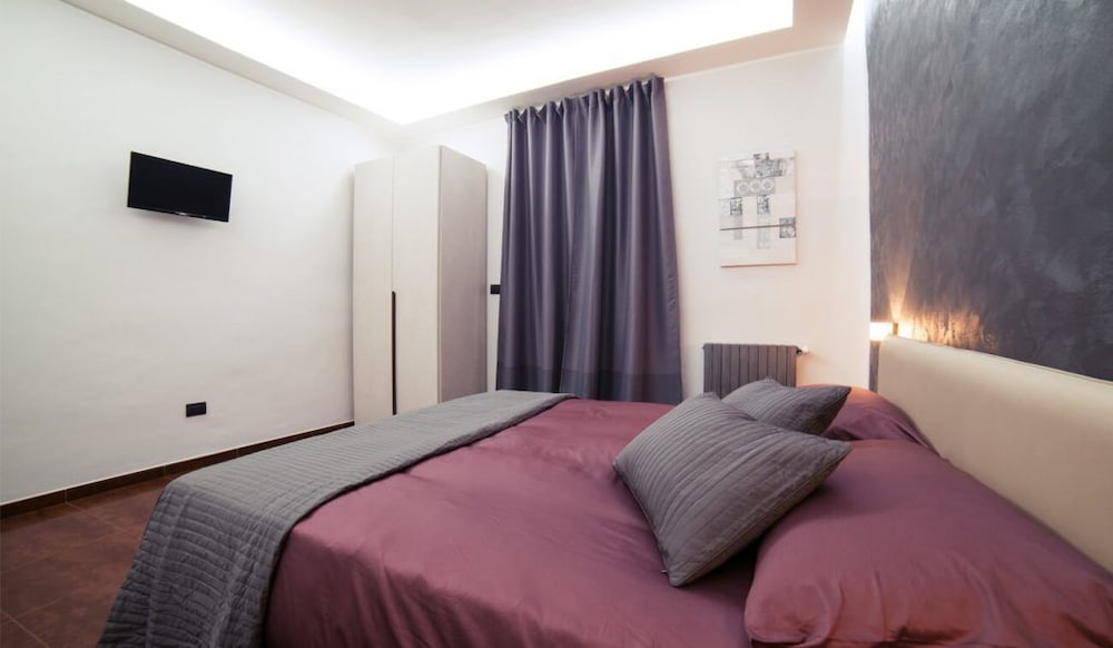 Premier Double Room, Balcony photo 3