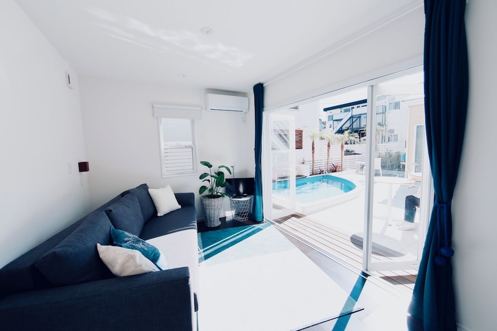 Luxury Single Room, 1 Bedroom, Accessible, Pool View photo 1