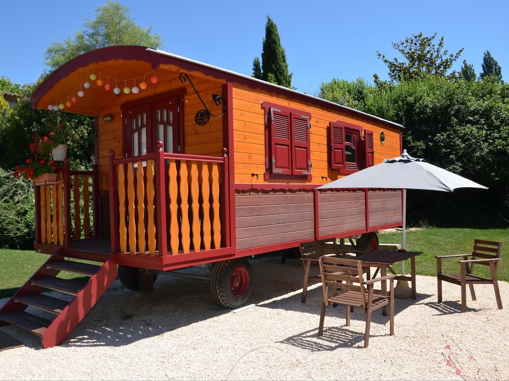 Caravan photo 3
