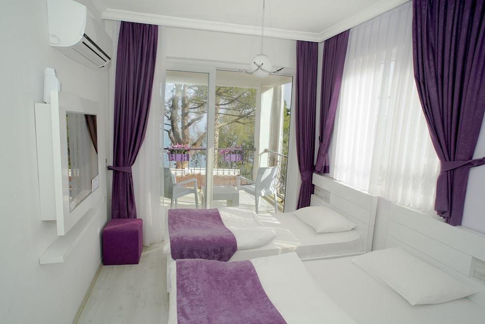 Twin Room, Sea View photo 1