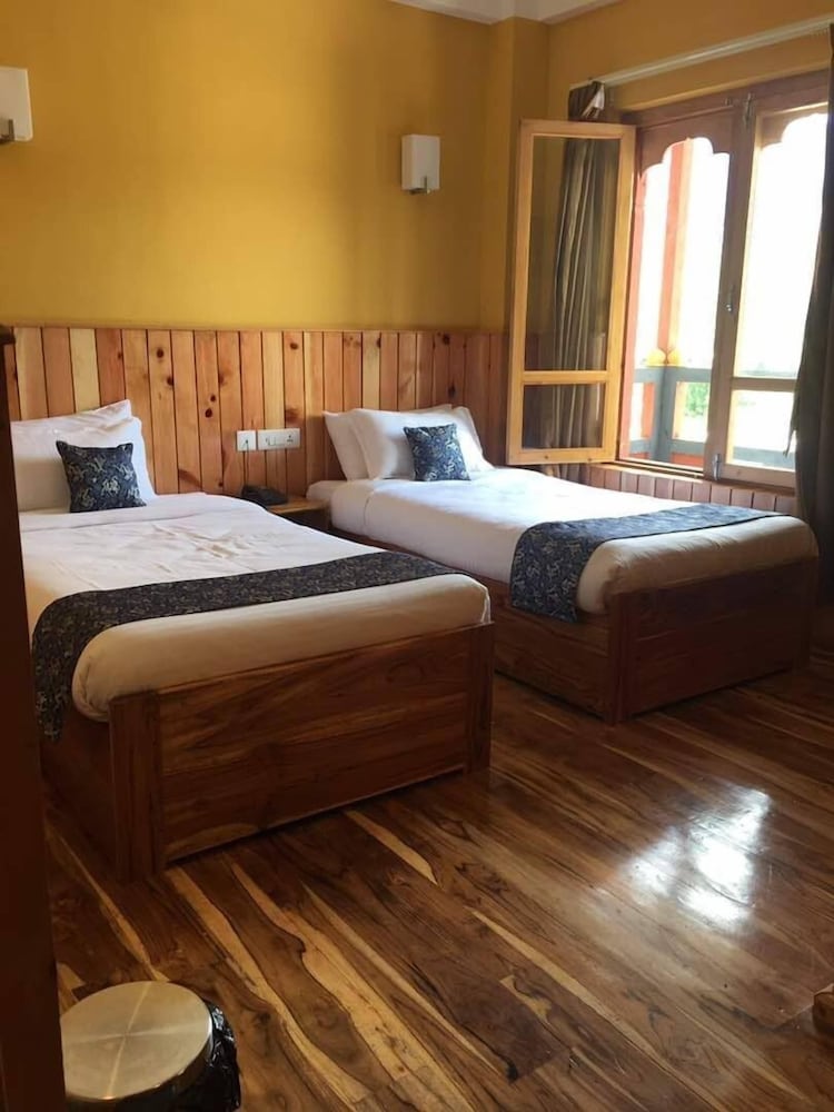 Standard Room photo 2