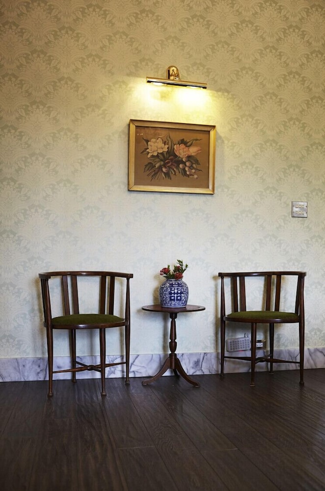 Classic Double Room (No.6 Alisha) photo 2