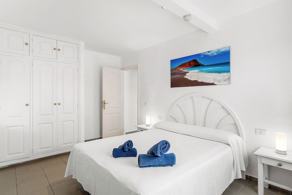 Deluxe Apartment, 2 Bedrooms, Ocean View photo 2