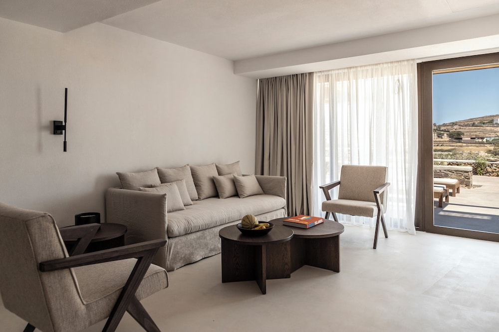 Lato 2 Bedroom Suite | Private Pool | Garden View