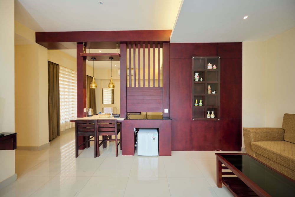 Luxury Double Room, Balcony, Hill View photo 1