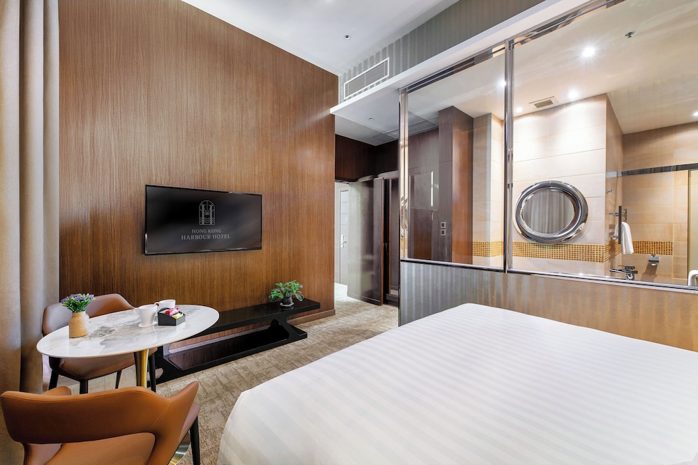 Victoria Harbour Suite photo 3