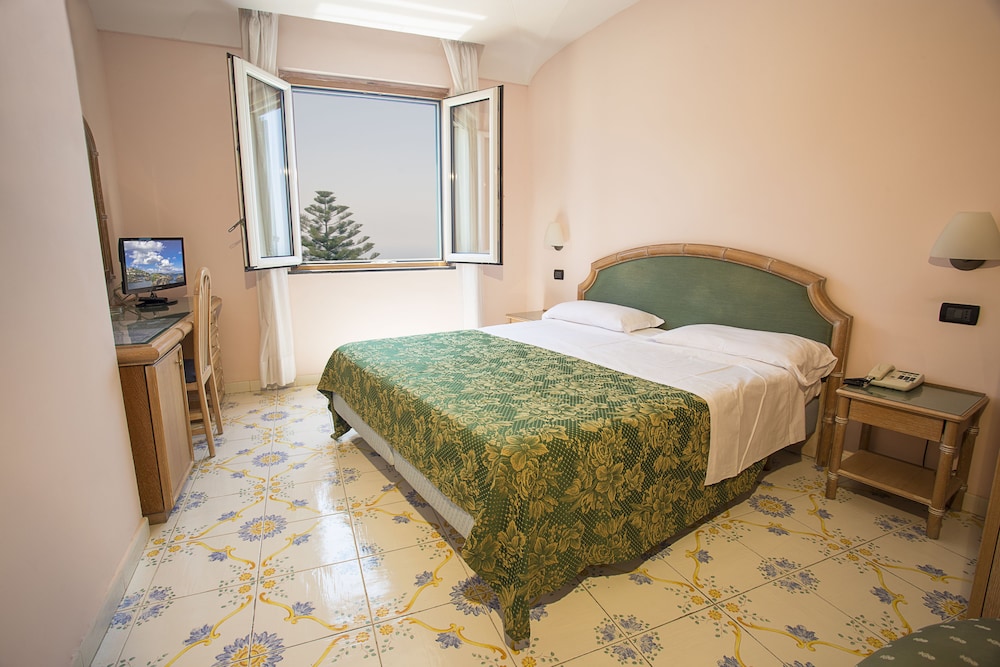 Standard Double Room, Sea View