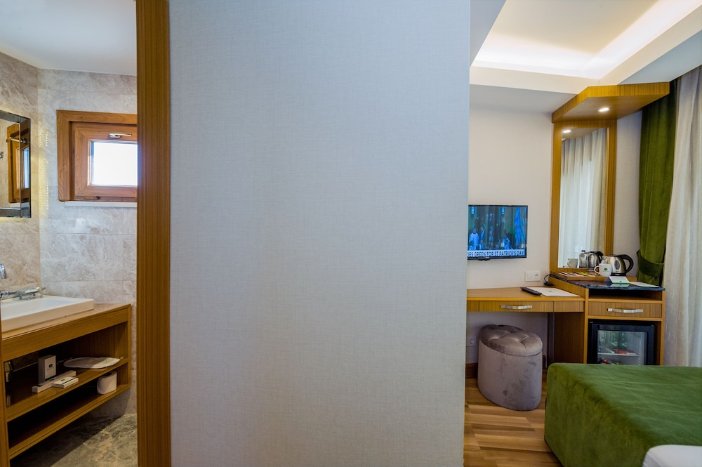 Economy Single Room, 1 Twin Bed photo 3