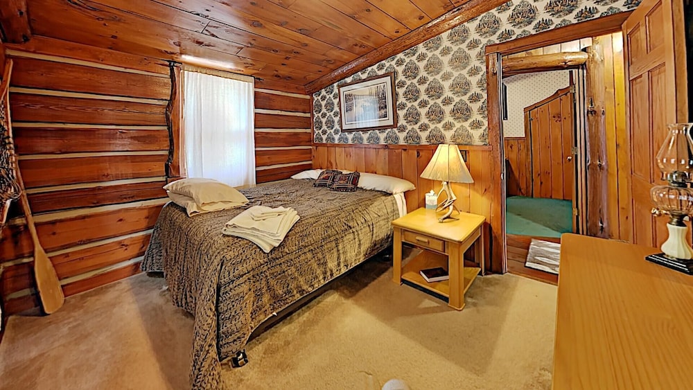 Cabin, Multiple Beds, Kitchen photo 2