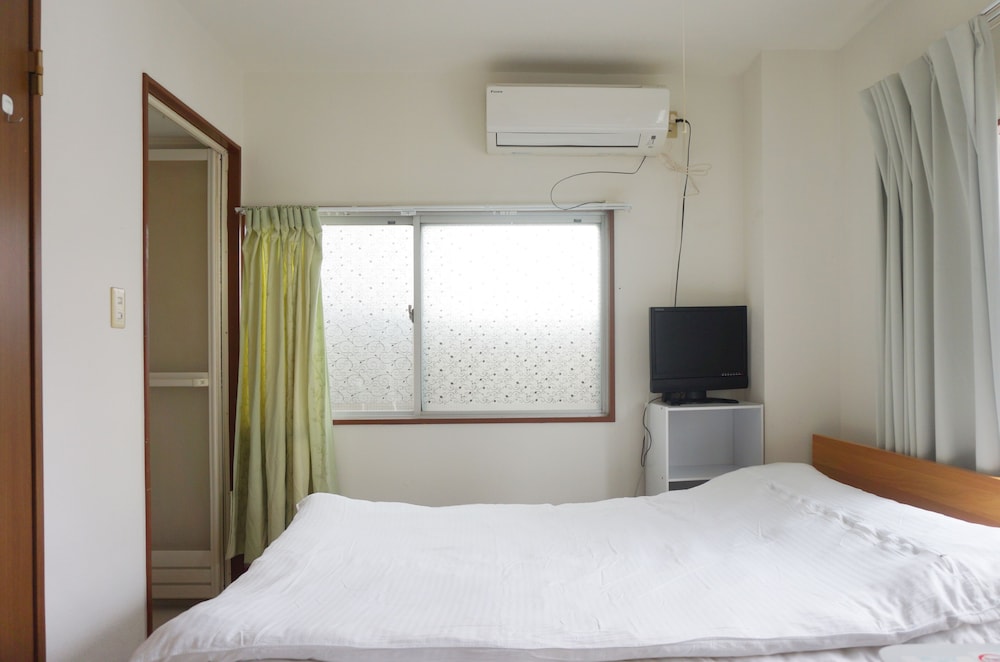 Room (401) photo 3