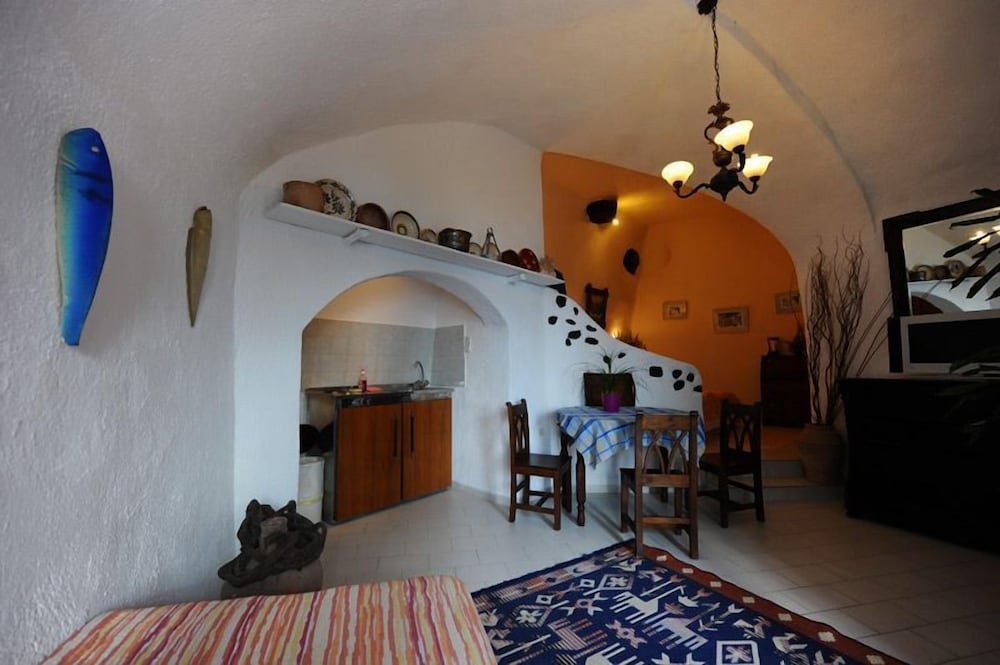 Cave Apartment - Photo 2