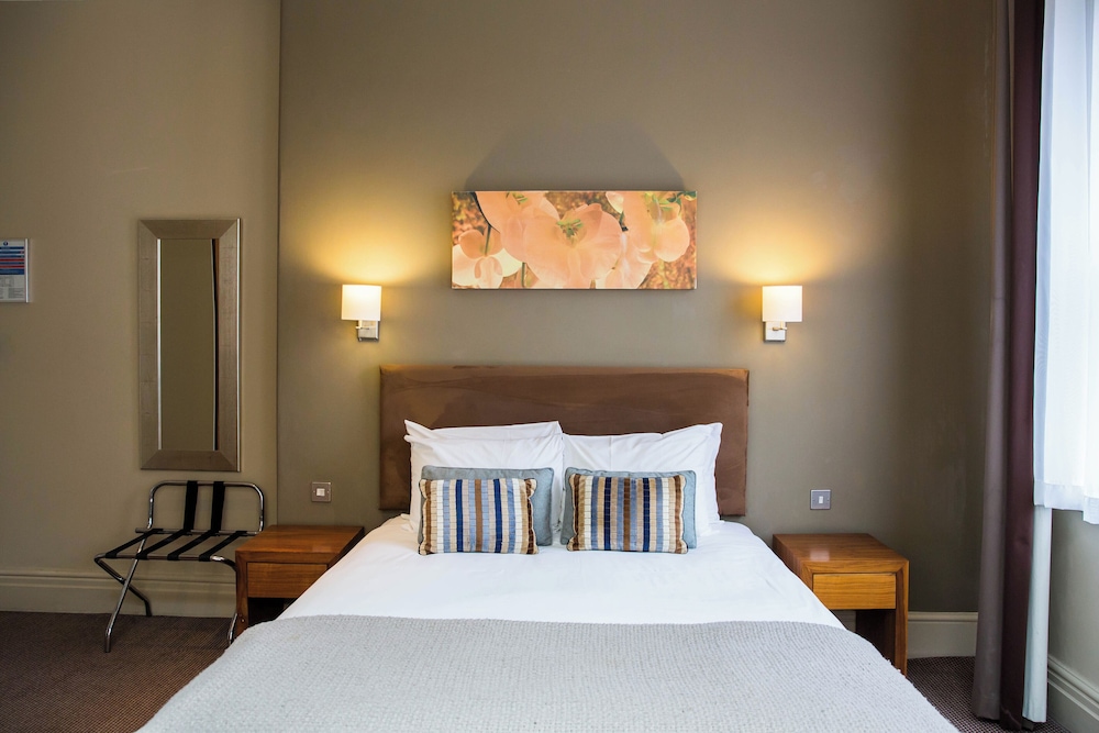 Standard Double Room - Photo 2