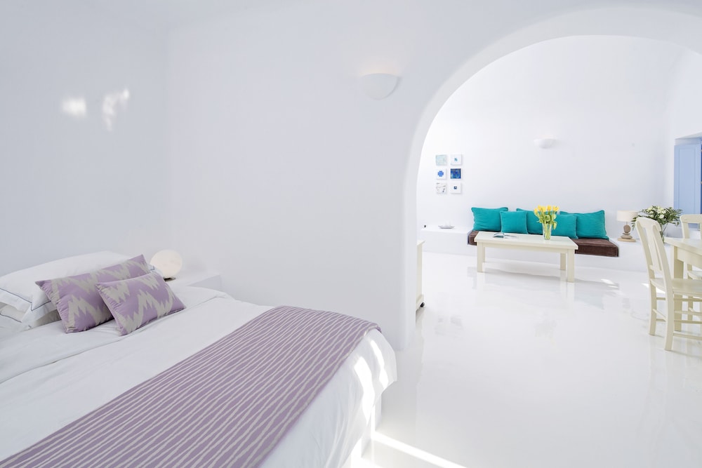 Senior Suite - Photo 2