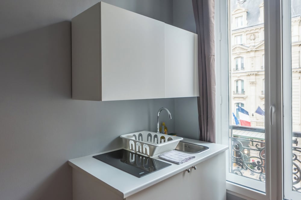 Apartment photo 2