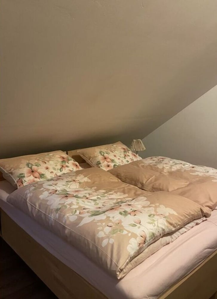 Apartment photo 2