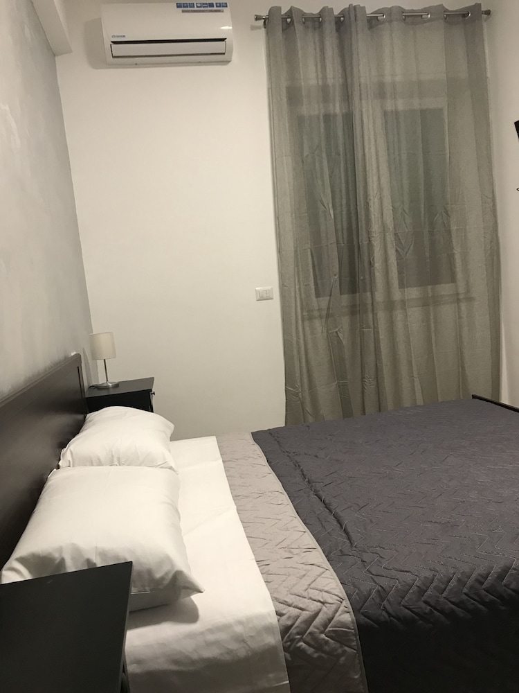 Economy Double Or Twin Room