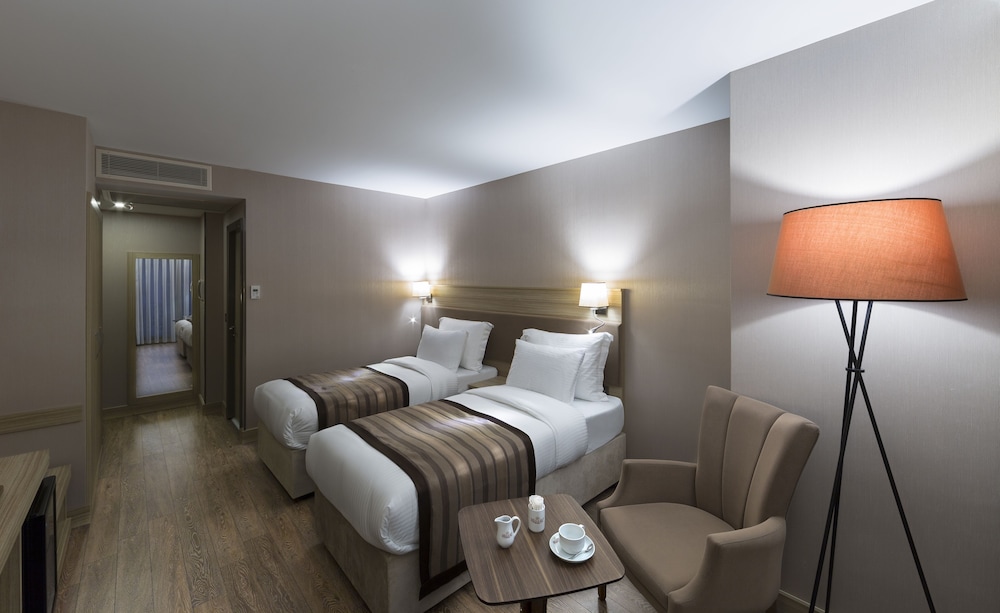 Standard Twin Room photo 1