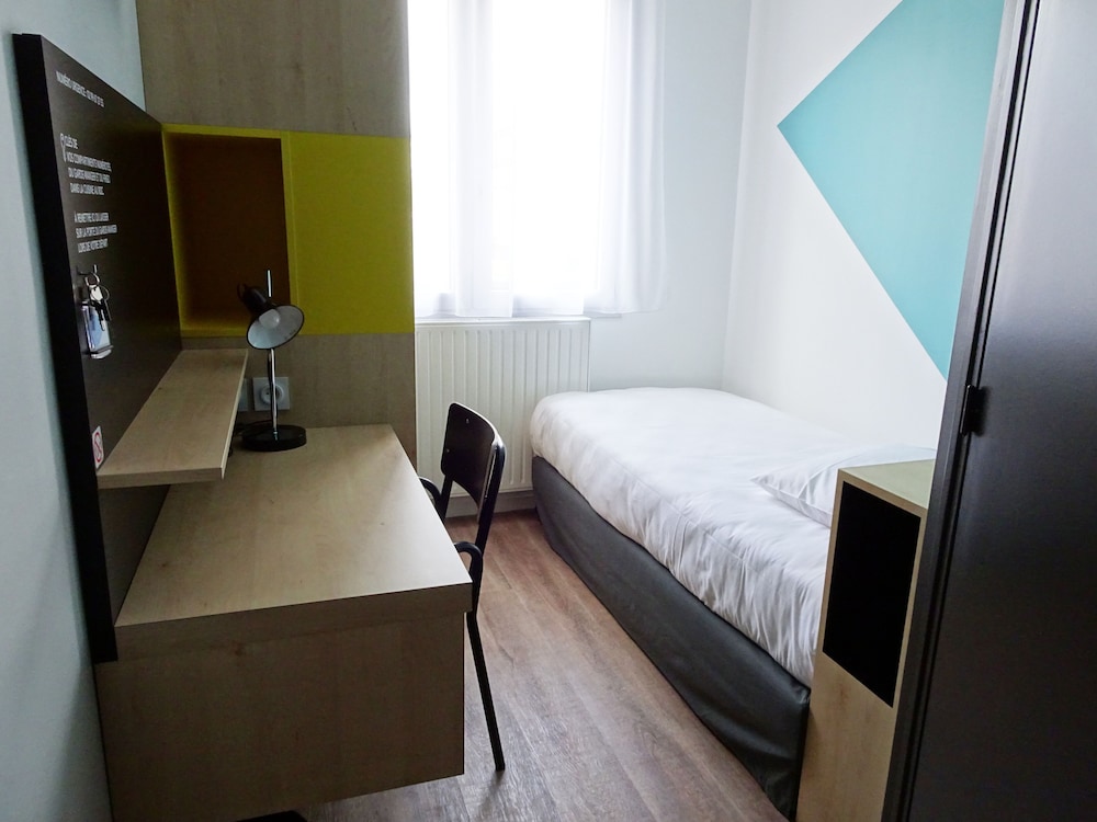 Economy Single Room