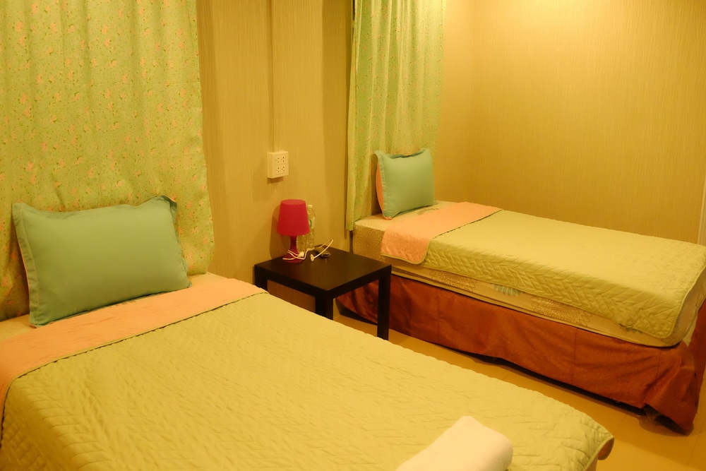 Standard Twin Room photo 3