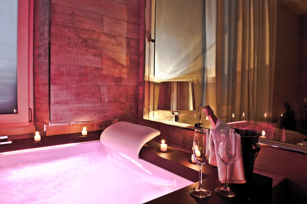 Suite photo 1