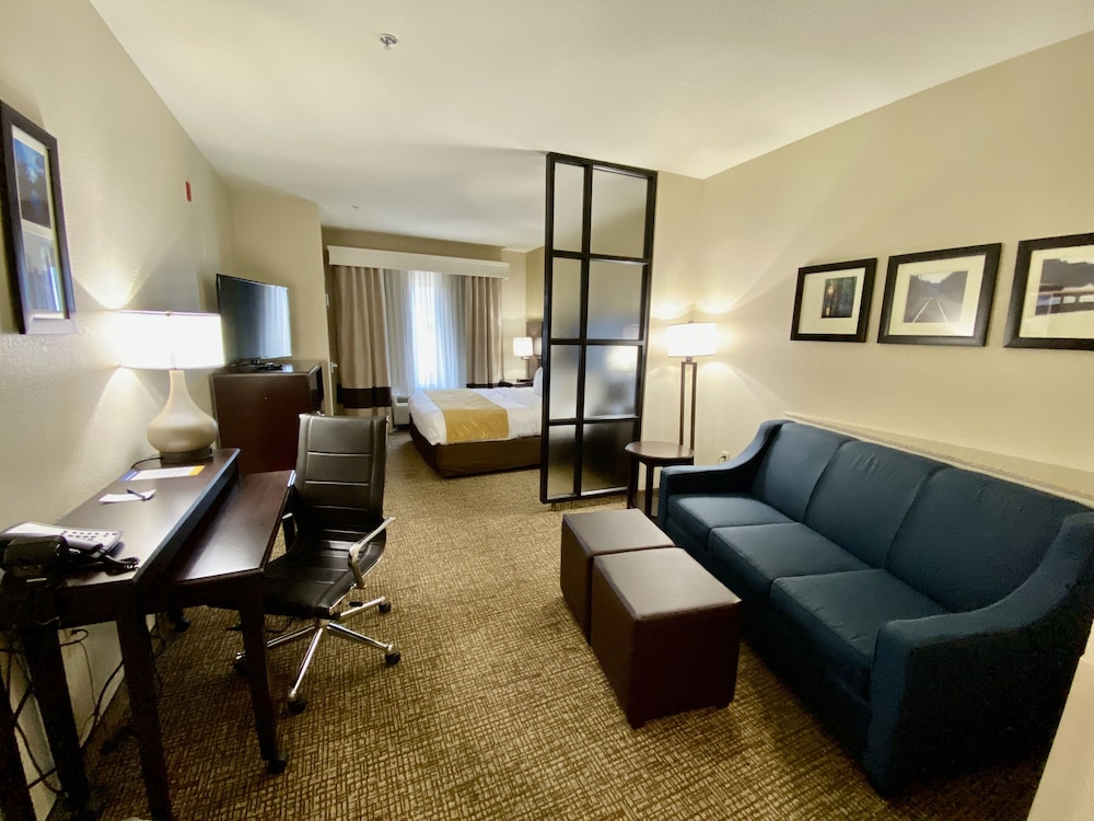 Suite, Non Smoking - Photo 3