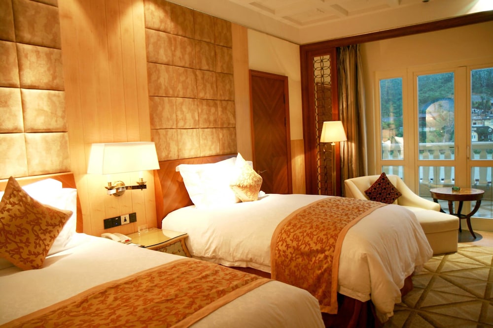 Deluxe Twin Room, Mountain View (Hot Spring Voucher for 2)