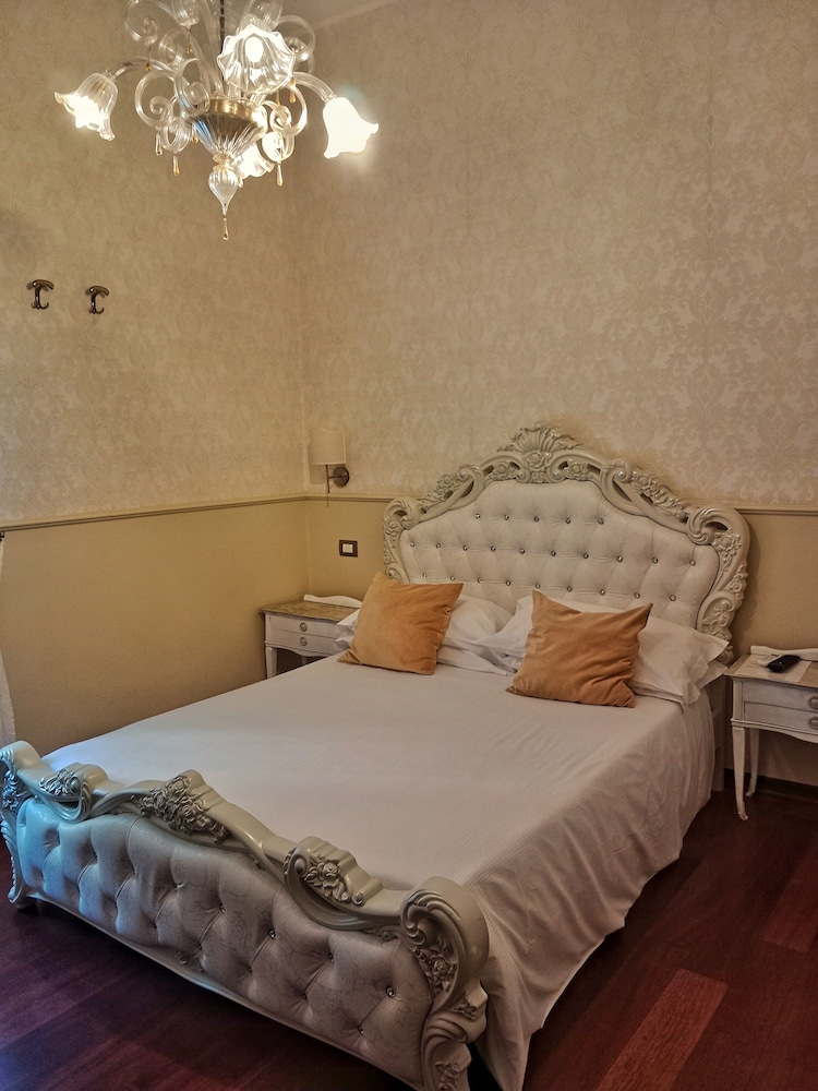 Deluxe Room photo 1