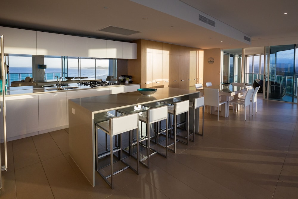 Panoramic Apartment, 3 Bedrooms, Ocean View photo 3