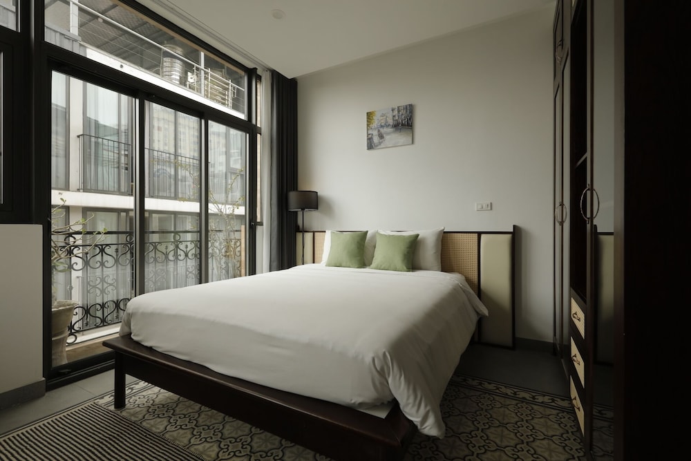 Signature Apartment