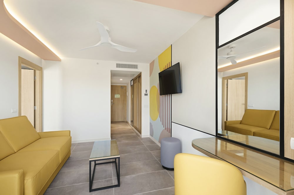 Junior Suite, Balcony (Standard) photo 3