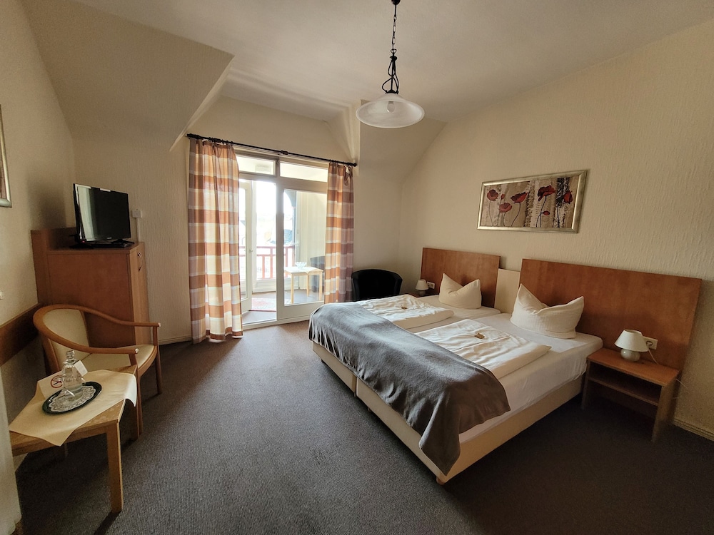 Economy Double Room, Annex Building