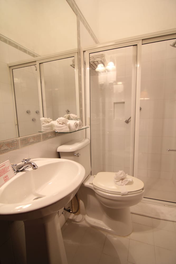 Superior Room, 1 Queen Bed, Pool View - Photo 5