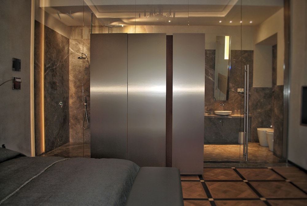 Luxury Apartment Sgl Use photo 2