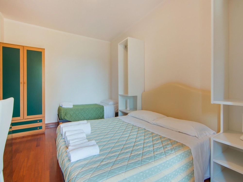 Villa photo 3