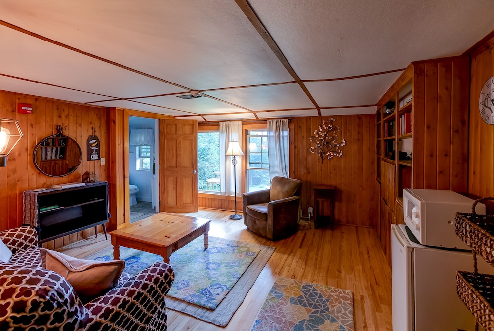 Suite 1 - Tamarack photo 1