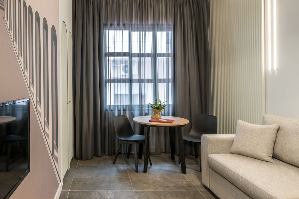 Deluxe Suite, Garden View photo 2